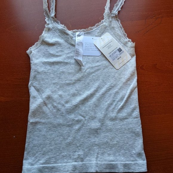 Fabletics Seamless skinny strap tank top - Picture 9 of 9